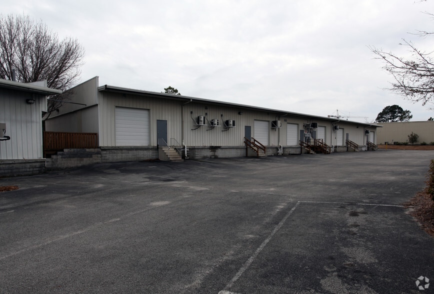 305 Raleigh St, Wilmington, NC for lease - Building Photo - Image 3 of 24