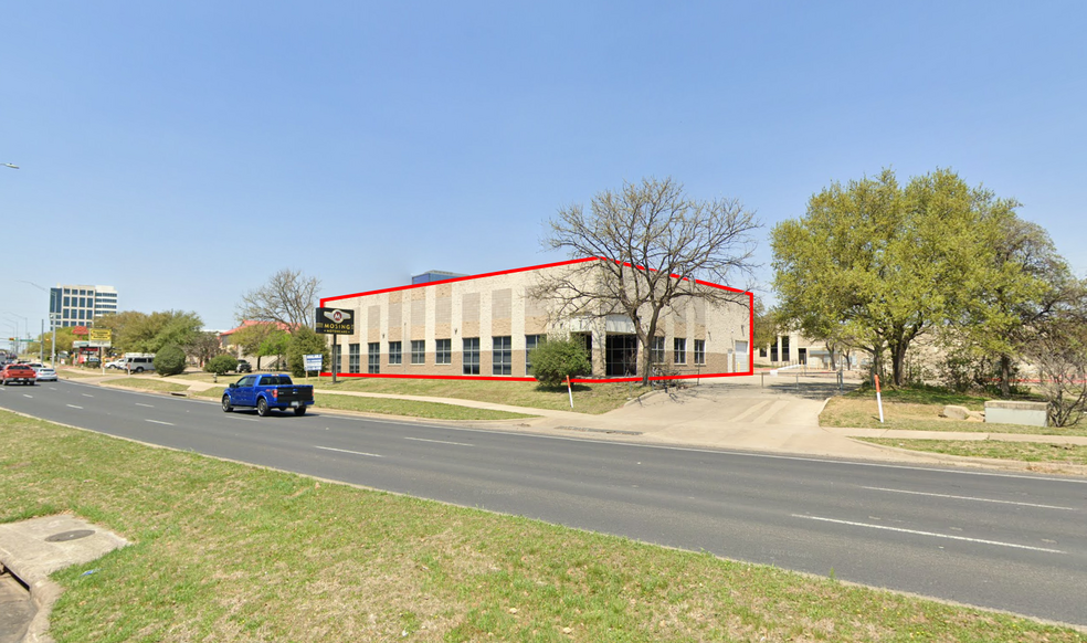 2420 W Braker Ln, Austin, TX for lease - Building Photo - Image 1 of 5