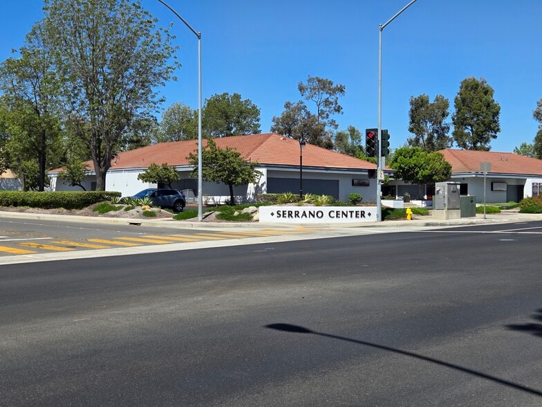 6511 E Serrano Ave, Anaheim, CA for lease - Building Photo - Image 2 of 12