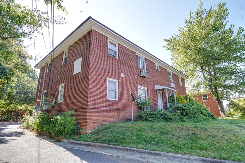 1311 N Main St, Winston-Salem, NC à vendre - Photo du bâtiment - Image 3 de 4