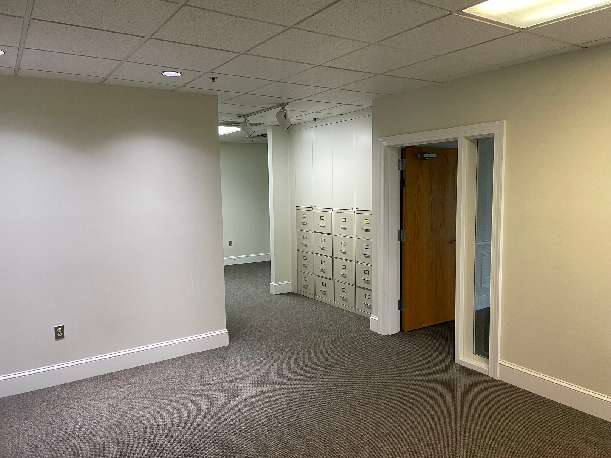 1580 Reed Rd, Pennington, NJ à louer Photo intérieure- Image 1 de 5