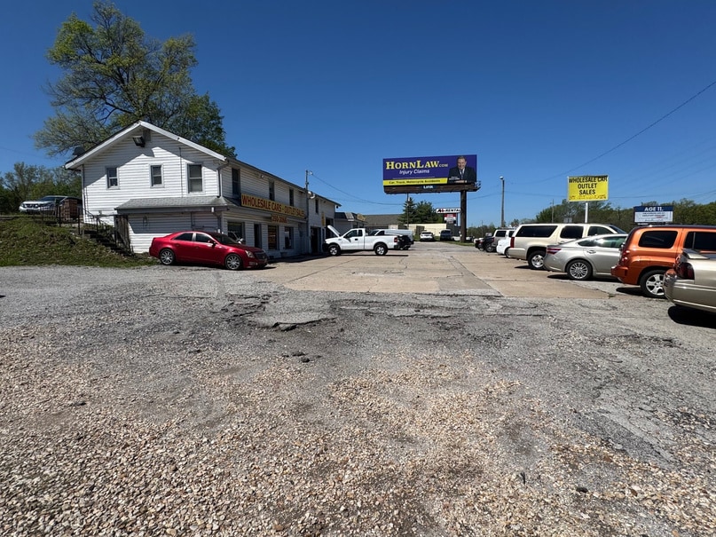14901 E Us Highway 40, Kansas City, MO for sale Building Photo- Image 1 of 20