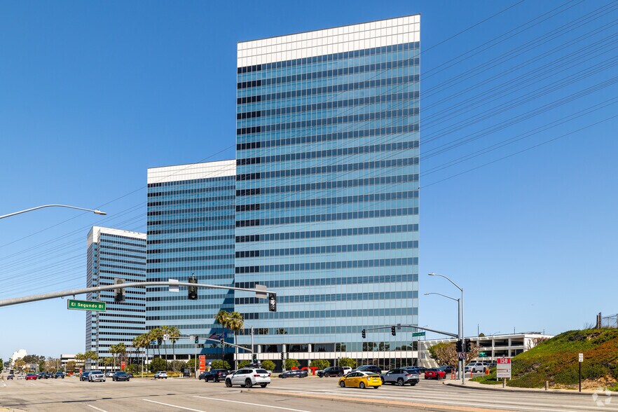 100 N Pacific Coast Hwy, El Segundo, CA à louer - Photo principale - Image 1 de 46