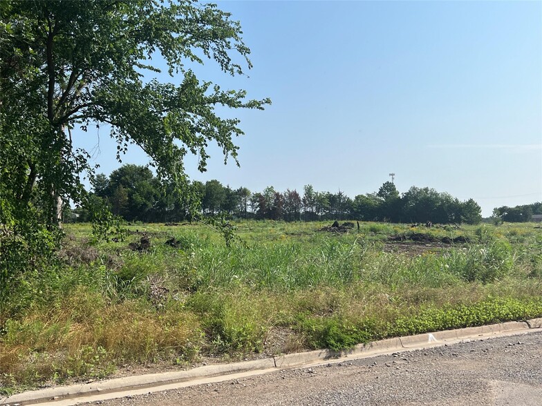 TBD Neal Street, Commerce, TX for sale - Primary Photo - Image 1 of 1