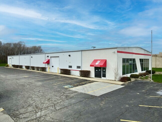 Plus de détails pour 1575 N Bendix Dr, South Bend, IN - Commerce de détail à vendre