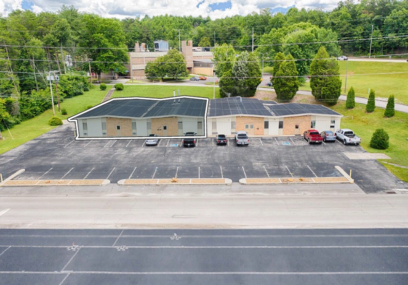 273-275 Midway Ln, Oak Ridge, TN for lease - Building Photo - Image 1 of 16