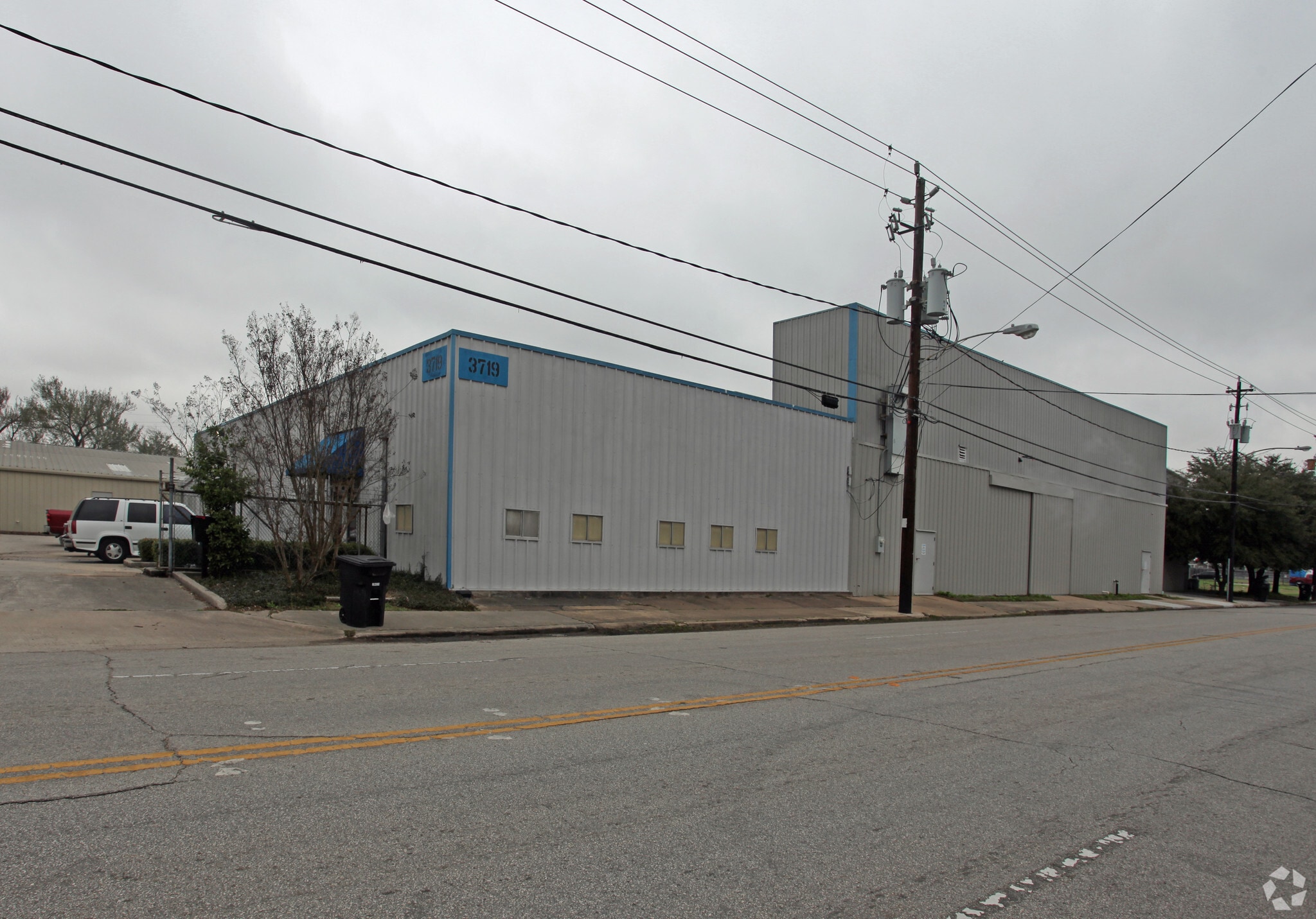 3718 Bell St, Houston, TX for lease Primary Photo- Image 1 of 10