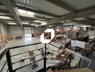 More details for Multiple Space Uses for Lease