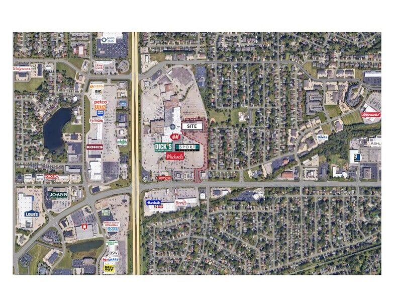 104 White Oaks Mall, Springfield, IL for sale - Building Photo - Image 2 of 2