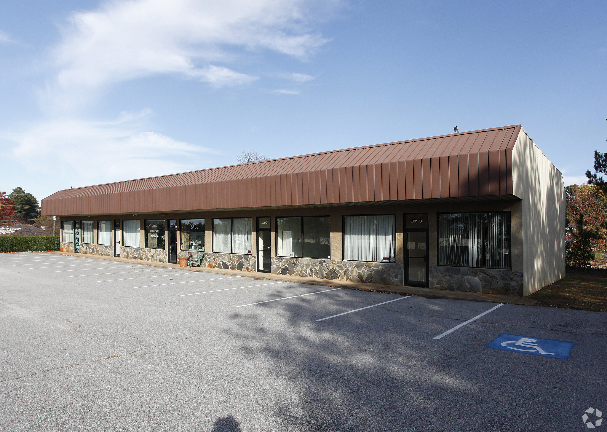 301 White Ingram Pky, Dallas, GA for lease Building Photo- Image 1 of 4