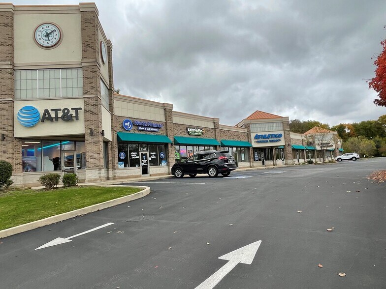 2307 LaPorte Ave, Valparaiso, IN à louer - Photo du bâtiment - Image 3 de 5