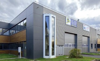 Plus de détails pour Local d'activités à louer