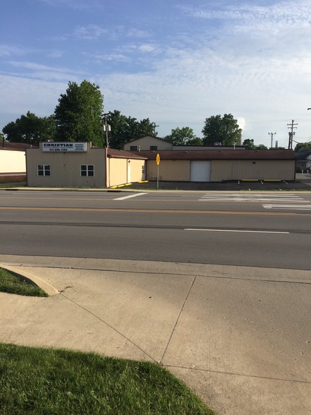 318 E Broadway St, Shelbyville, IN for lease - Other - Image 2 of 8