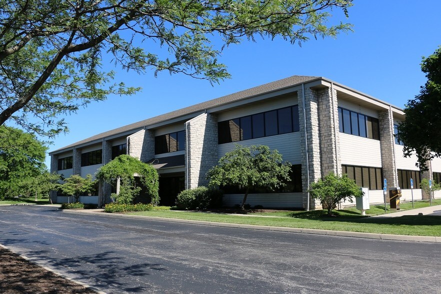 7240 Muirfield Dr, Dublin, OH à louer - Photo du bâtiment - Image 2 de 19