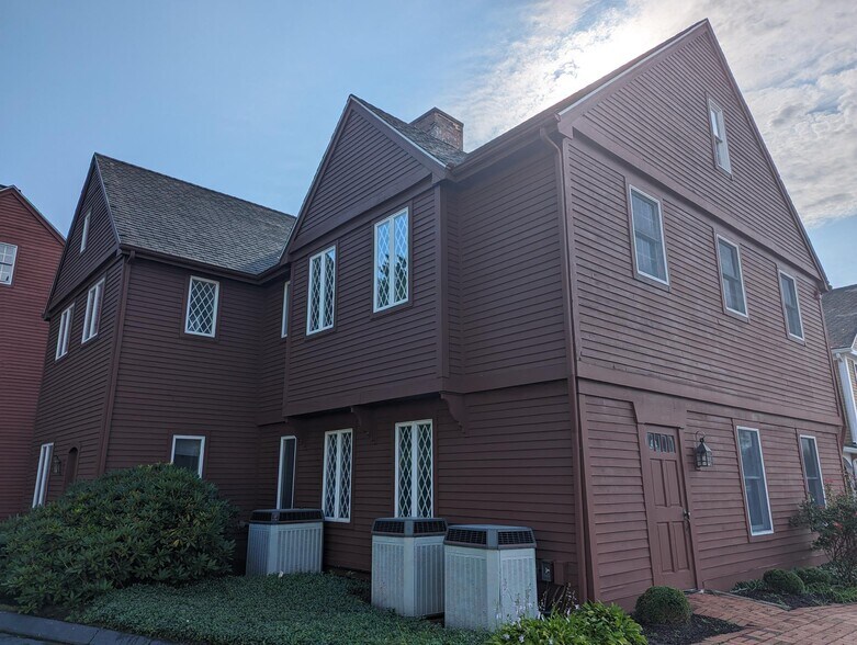 250 State St, North Haven, CT à vendre - Photo du bâtiment - Image 3 de 21