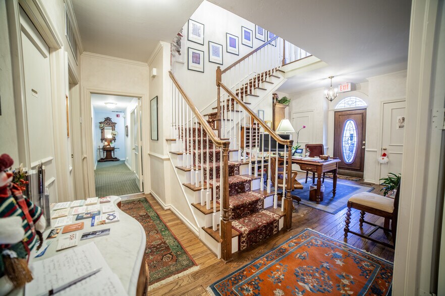 226 Tonhawa st, Norman, OK for sale - Building Photo - Image 3 of 3