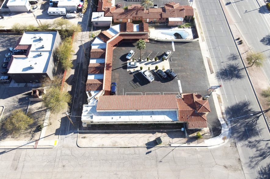 1650 N Oracle Rd, Tucson, AZ for sale - Building Photo - Image 2 of 28