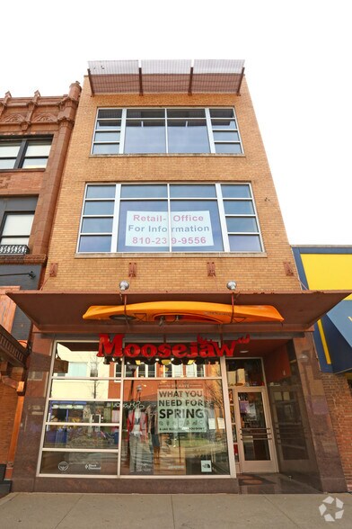 327 S Main St, Ann Arbor, MI à vendre - Photo du bâtiment - Image 3 de 18