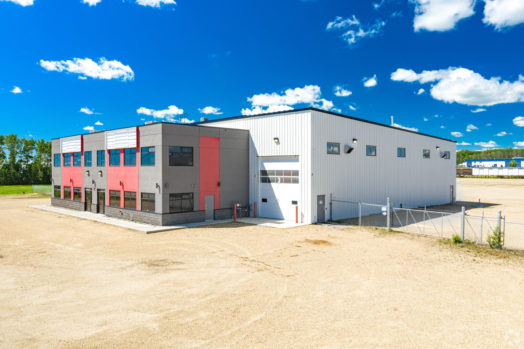 84 Burnt Park Dr, Red Deer, AB for sale Primary Photo- Image 1 of 1