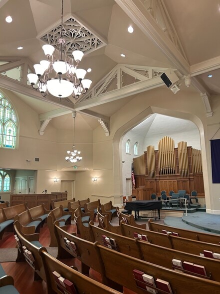 201 E Bennett Ave, Glendora, CA à louer - Photo intérieure - Image 3 de 8