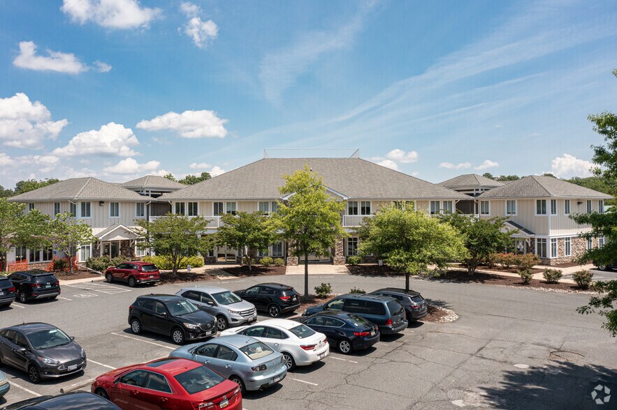 8221 Teal Dr, Easton, MD à louer - Photo du bâtiment - Image 3 de 5