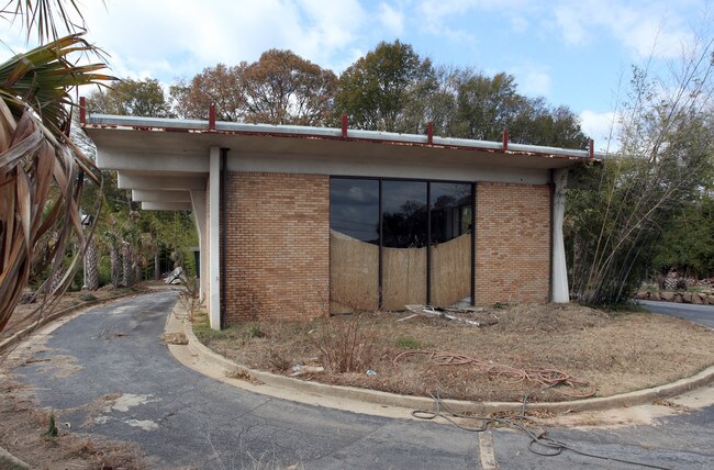 Plus de détails pour 6653 Church St, Riverdale, GA - Commerce de détail à vendre