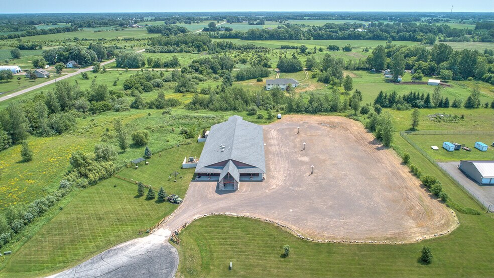 10376 112th Ave, Milaca, MN à vendre - Photo du bâtiment - Image 3 de 69