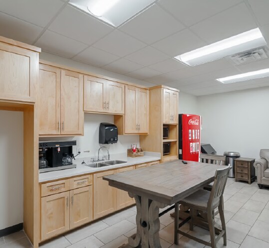 4727 Pleasant Run, Memphis, TN à louer - Photo du bâtiment - Image 3 de 12