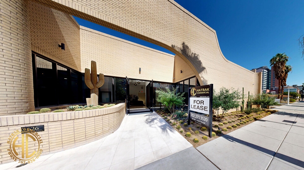 626 S 3rd St, Las Vegas, NV for lease - Building Photo - Image 3 of 12