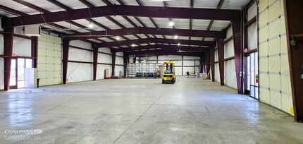 2735 SW High Desert Dr, Prineville, OR for lease Interior Photo- Image 2 of 8