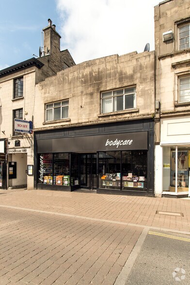 4 Stricklandgate, Kendal for lease - Building Photo - Image 3 of 4