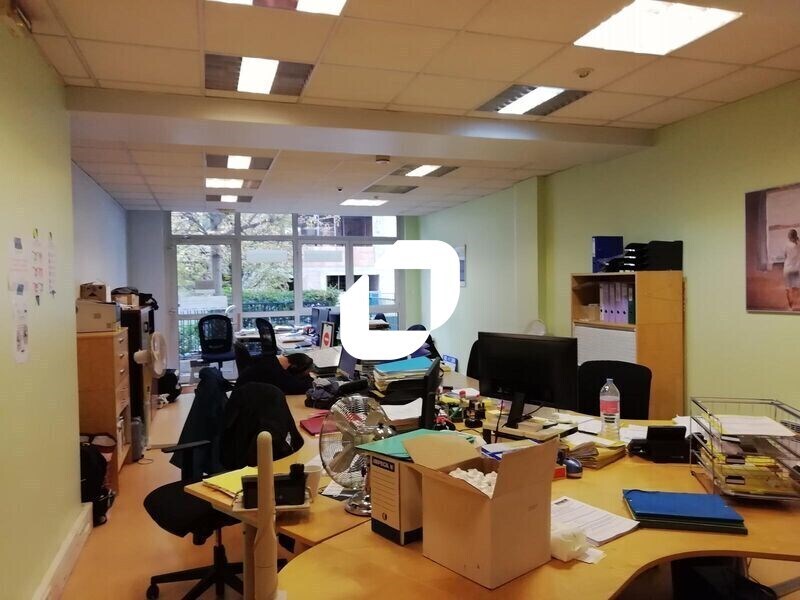 Bureau dans Levallois-Perret à louer Photo intérieure- Image 1 de 6