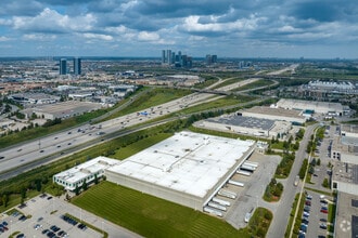 200 Aviva Park Dr, Vaughan, ON - Aerial  map view