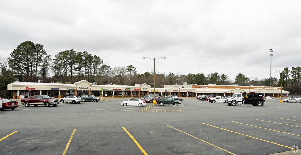 805-841 W Constance Rd, Suffolk, VA à vendre - Photo du bâtiment - Image 3 de 19