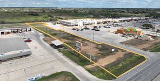 Plus de détails pour 534-540 10th St, Floresville, TX - Vente au détail à louer