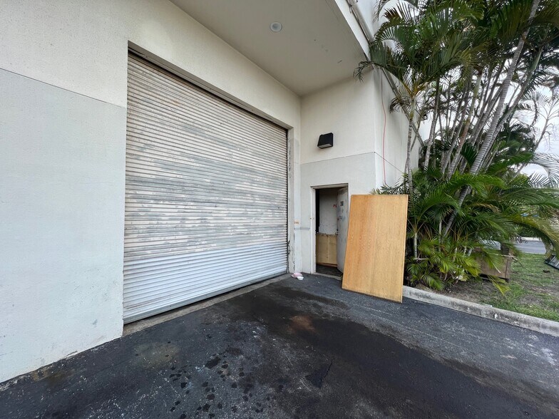 3020 High Ridge Rd, Boynton Beach, FL à louer - Photo du bâtiment - Image 2 de 4