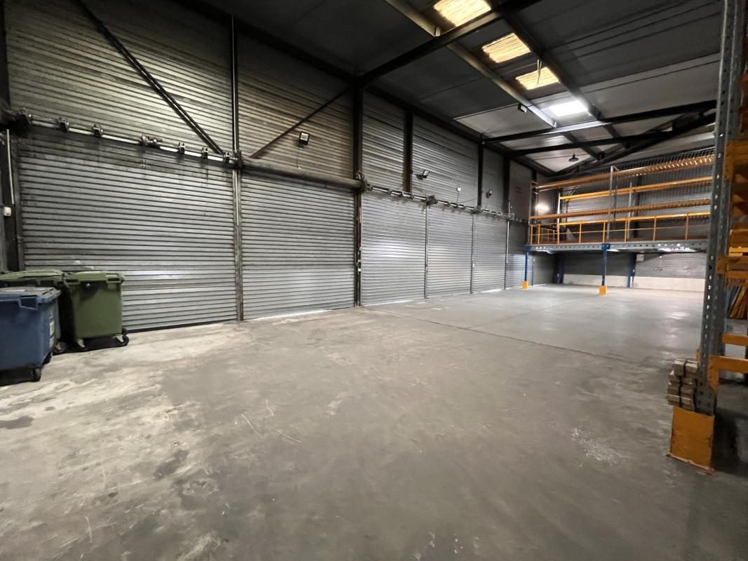 Industrial in La Farlède for lease Building Photo- Image 1 of 16
