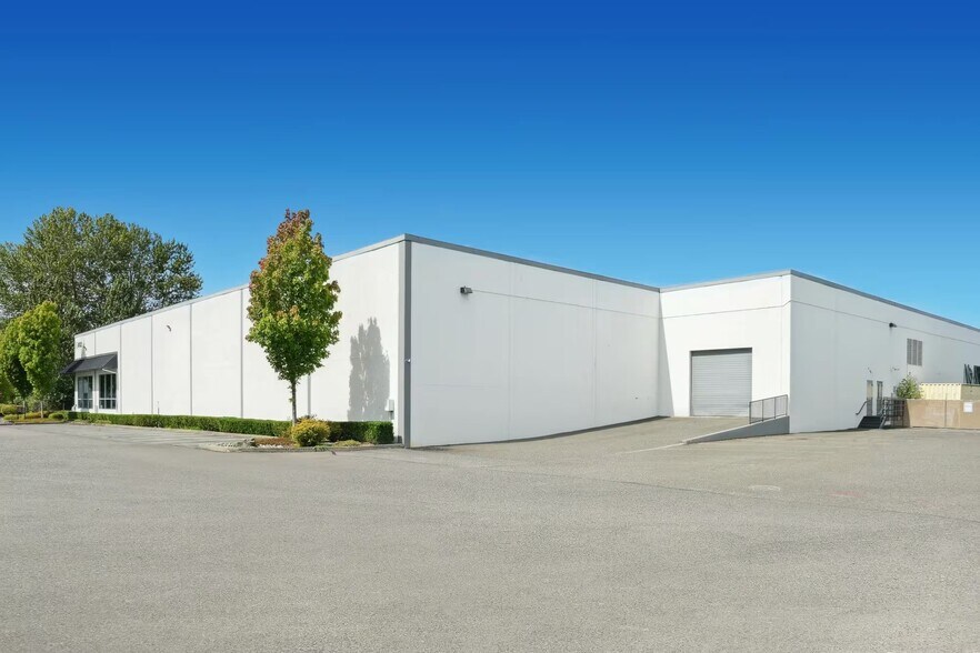 7815 S 208th St, Kent, WA à louer - Photo du bâtiment - Image 3 de 9