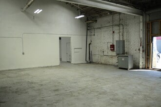 3431 E 15th St, Los Angeles, CA à vendre Photo intérieure- Image 2 de 8