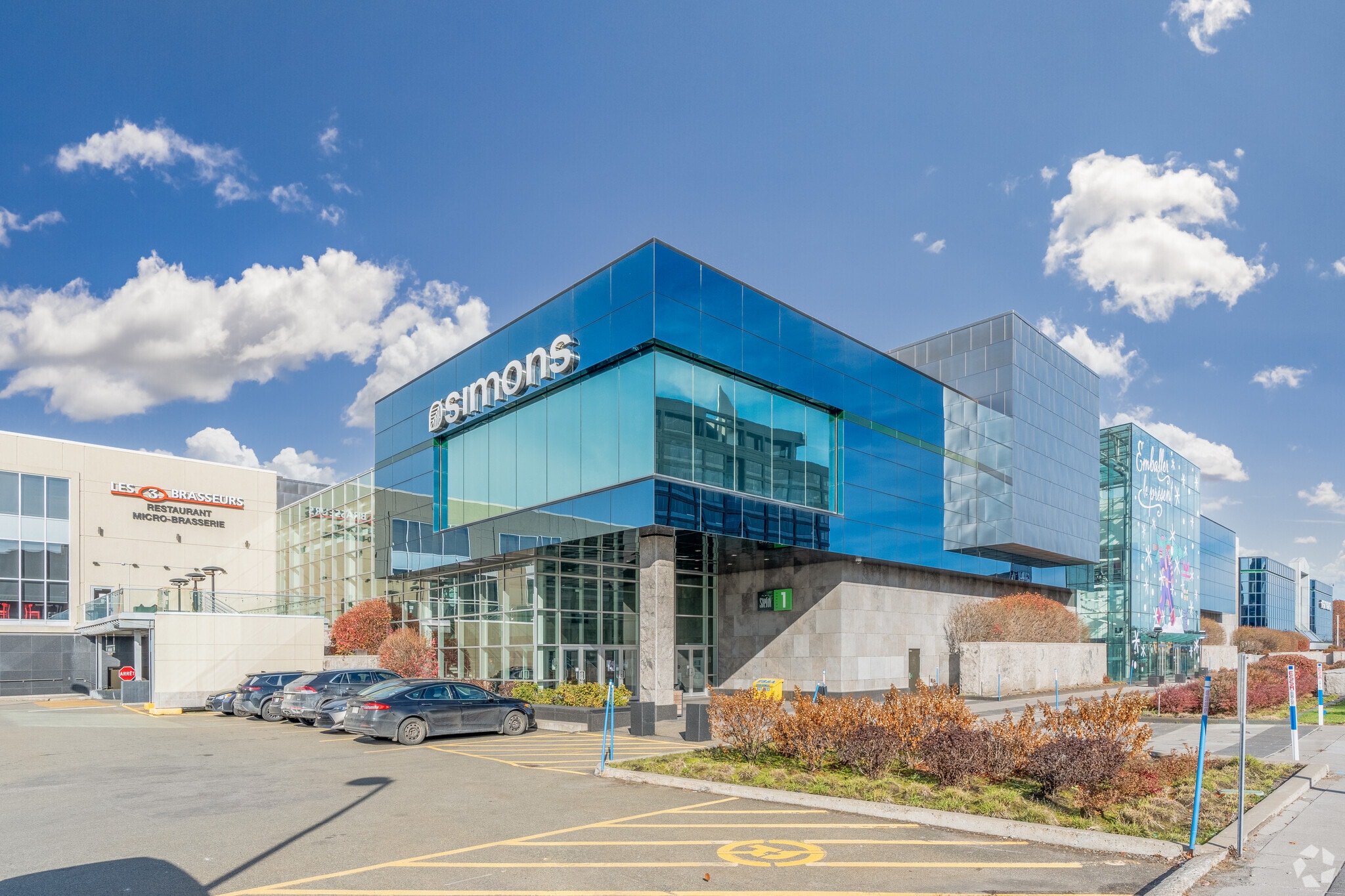 2450 Boul Laurier, Québec, QC for sale Primary Photo- Image 1 of 1