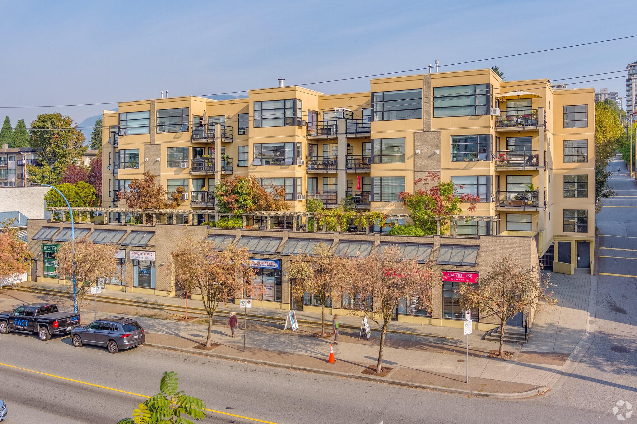 120 3rd St W, North Vancouver, BC for sale Primary Photo- Image 1 of 1
