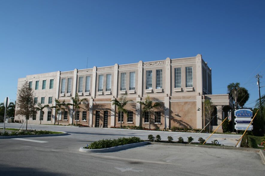 1604 S Harbor City Blvd, Melbourne, FL for lease - Building Photo - Image 2 of 12