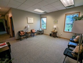7270 S 13th St, Oak Creek, WI for lease Interior Photo- Image 2 of 3