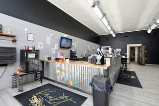 More details for 104 N Wilson Ave, Jefferson, IA - Retail for Sale