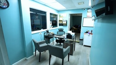 720 Mulberry st, Allentown, PA for lease Interior Photo- Image 1 of 4