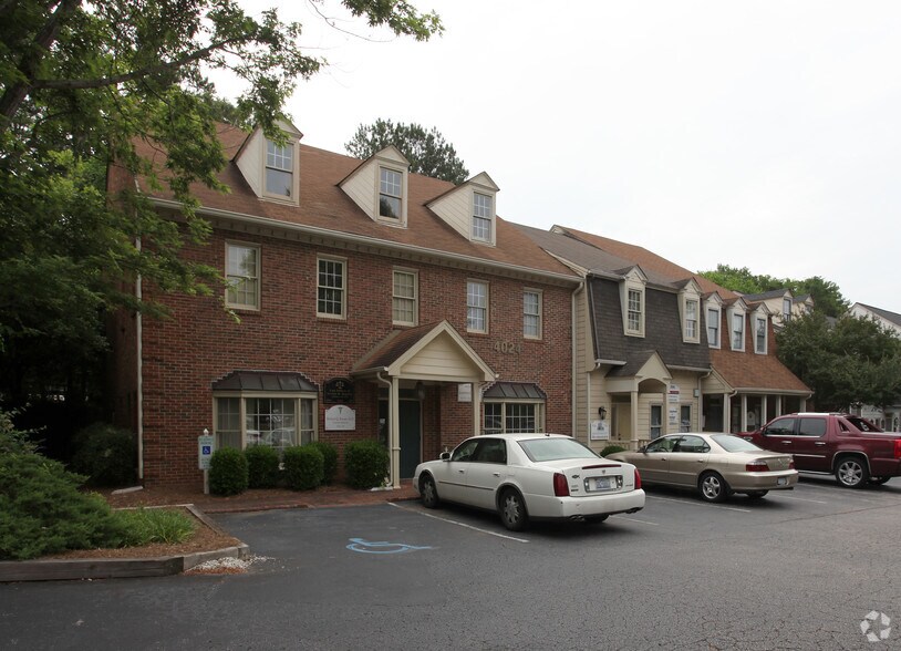 4024 Barrett Dr, Raleigh, NC à vendre - Photo du bâtiment - Image 2 de 2