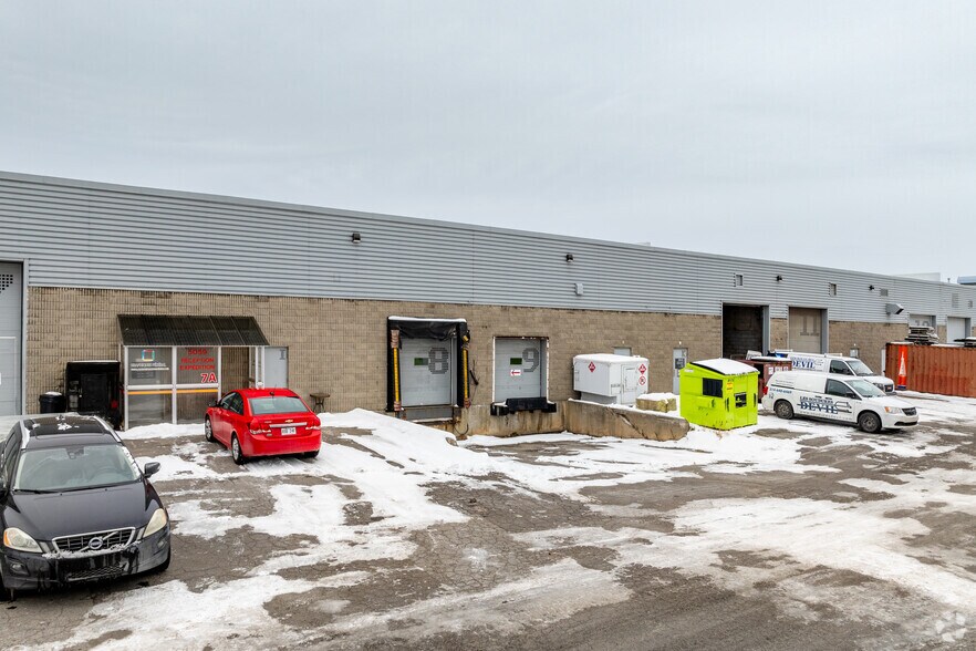 5001-5099 Boul Saint-Jean-Baptiste, Montréal, QC for lease - Building Photo - Image 3 of 4