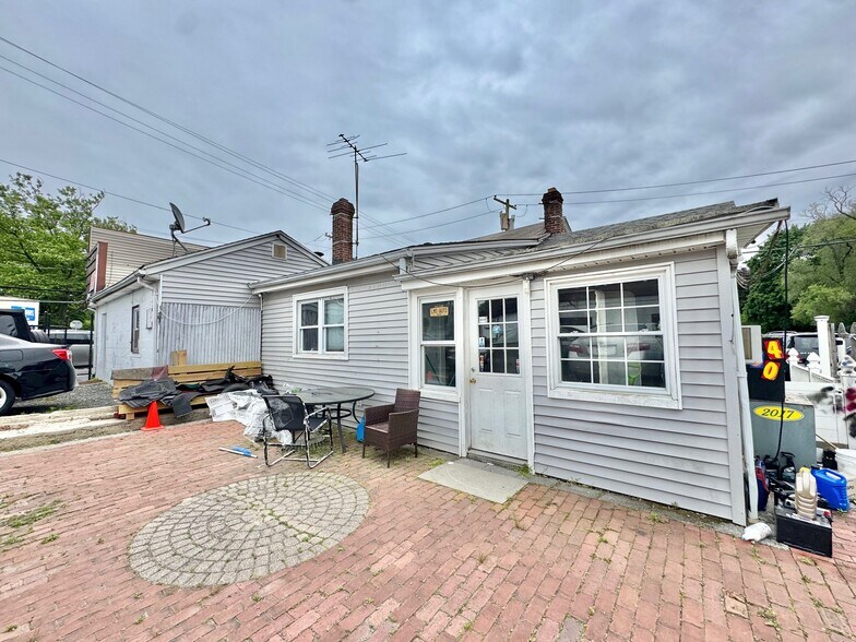 1969-1973 New York Ave, Huntington Station, NY à vendre - Photo du bâtiment - Image 2 de 24