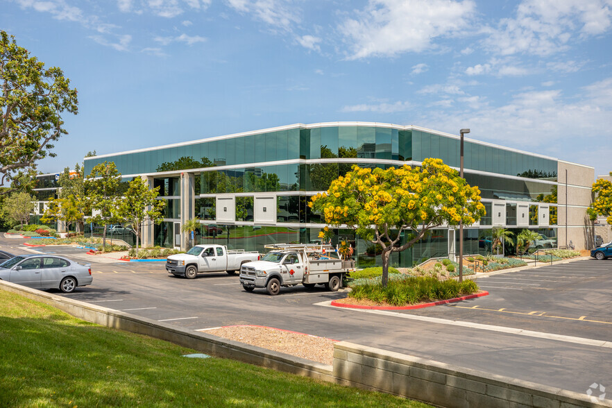 10350 Barnes Canyon Rd, San Diego, CA for lease - Primary Photo - Image 1 of 10