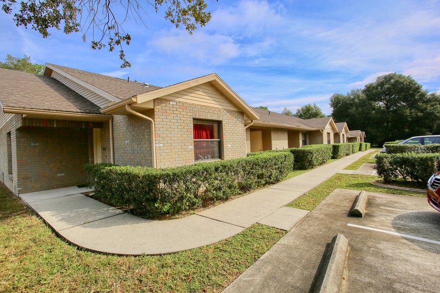 4949 E Anna Jo Dr, Inverness, FL à vendre - Photo du bâtiment - Image 1 de 1